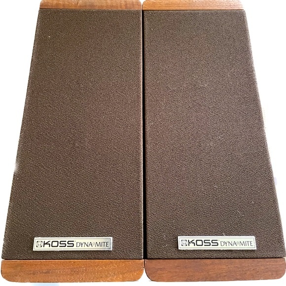 😎 Vintage walnut-grain Koss Dyna-Mite Model M/80 Plus Bookshelf 100W Spe… - Picture 1 of 4